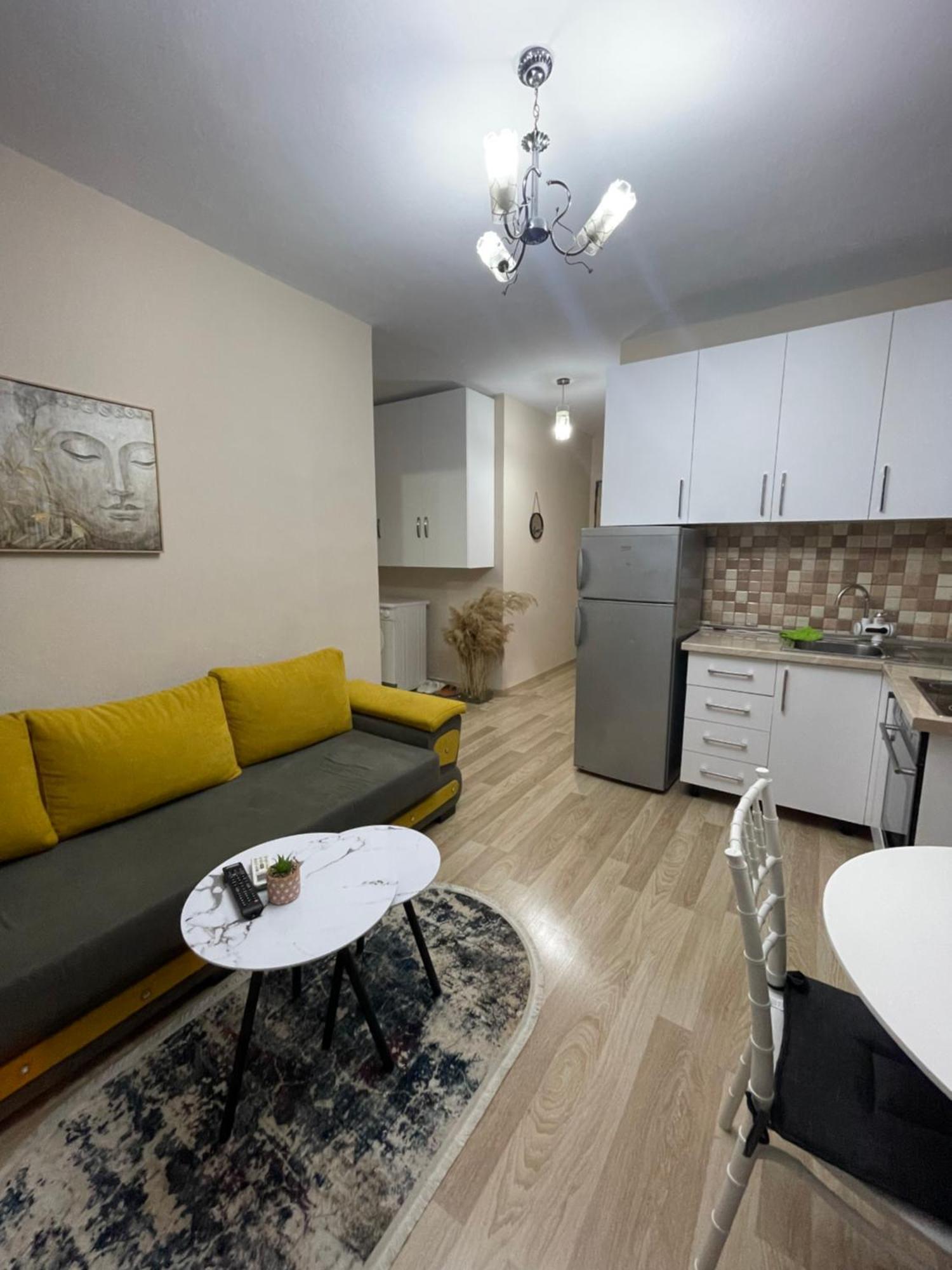 Comfort Apartment City Center Tirana Esterno foto